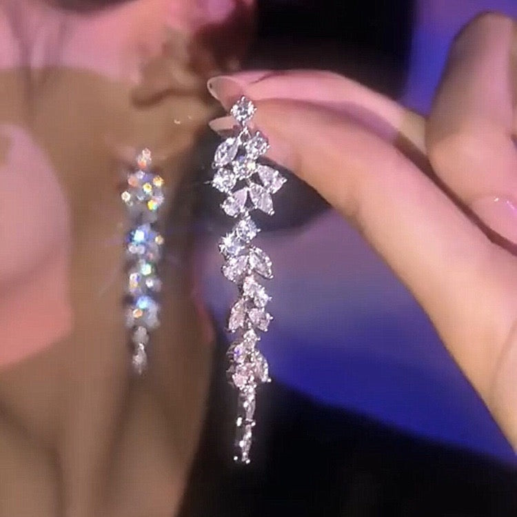Shine Like a Queen Earrings – Rule the spotlight.