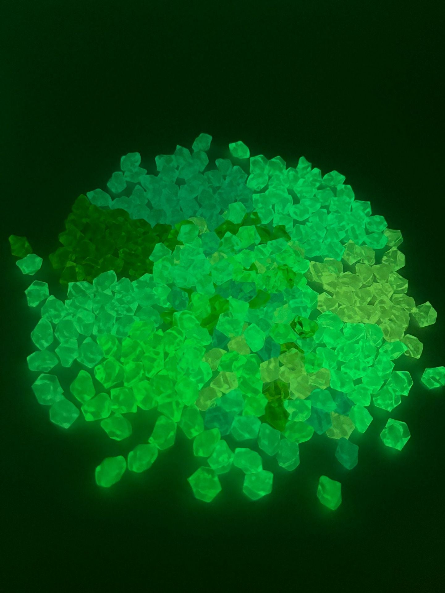 Lumi Luminous Ice Cube Resin Beads