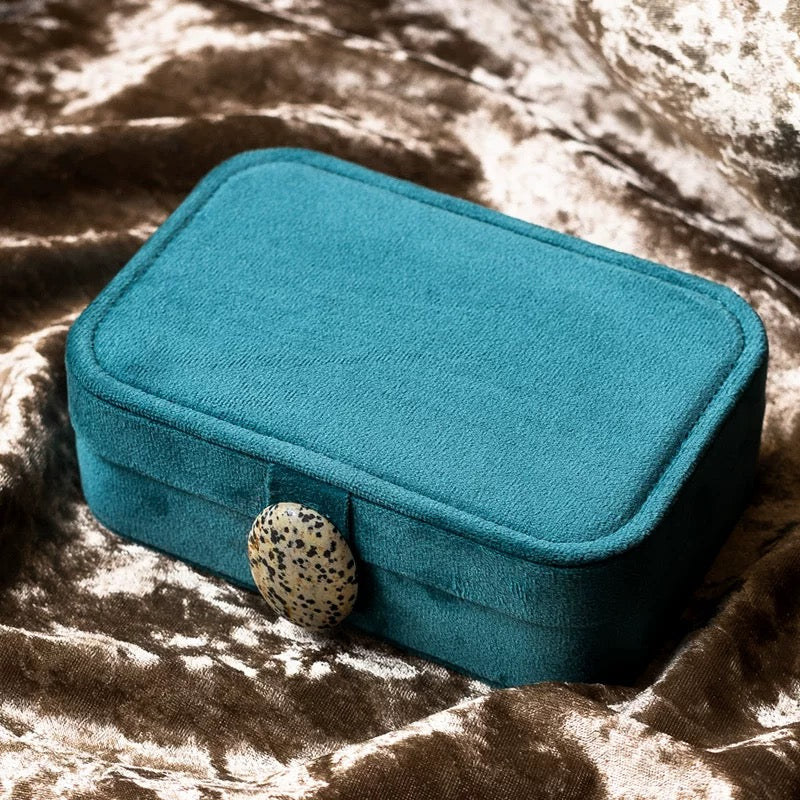 Portable Double-Layer Velvet Jewelry Box with Natural Stone Clasp
